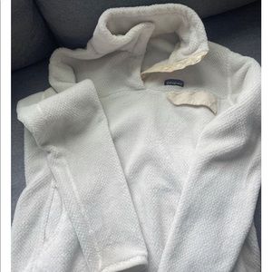 Patagonia fleece sweatshirt pullover